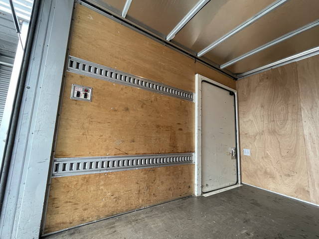 トヨタダイナパネルバン小型（2t・3t）[写真21]