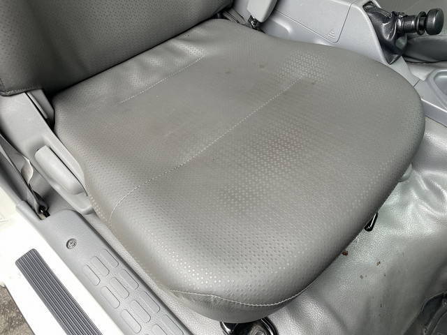 トヨタダイナパネルバン小型（2t・3t）[写真33]