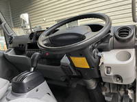 トヨタトヨエースアルミバン小型（2t・3t）[写真16]