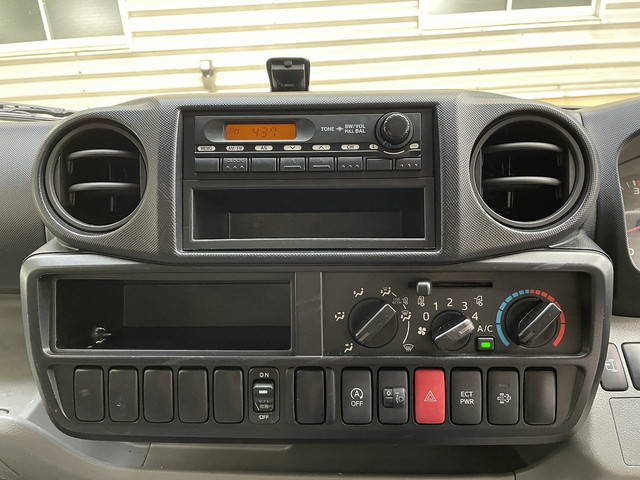 トヨタトヨエースアルミバン小型（2t・3t）[写真16]