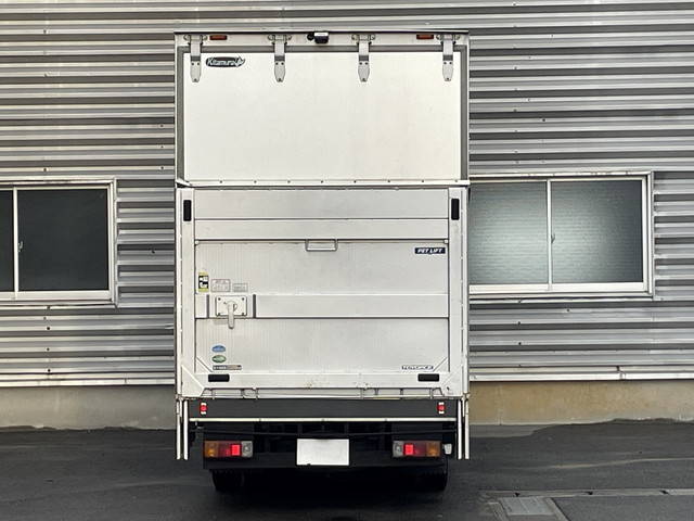 トヨタトヨエースアルミバン小型（2t・3t）[写真02]