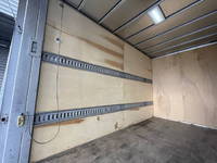 トヨタトヨエースアルミバン小型（2t・3t）[写真22]