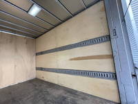 トヨタトヨエースアルミバン小型（2t・3t）[写真23]