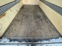 トヨタトヨエースアルミバン小型（2t・3t）[写真24]