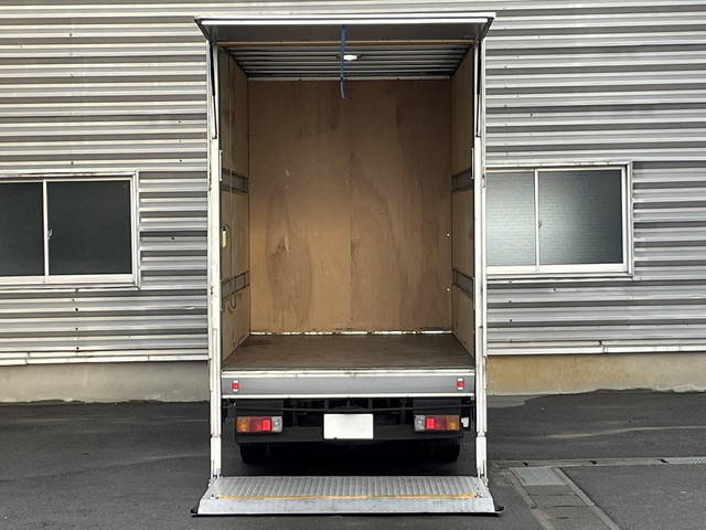 トヨタトヨエースアルミバン小型（2t・3t）[写真04]