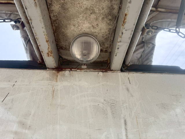 日野デュトロ幌ウイング小型（2t・3t）[写真17]