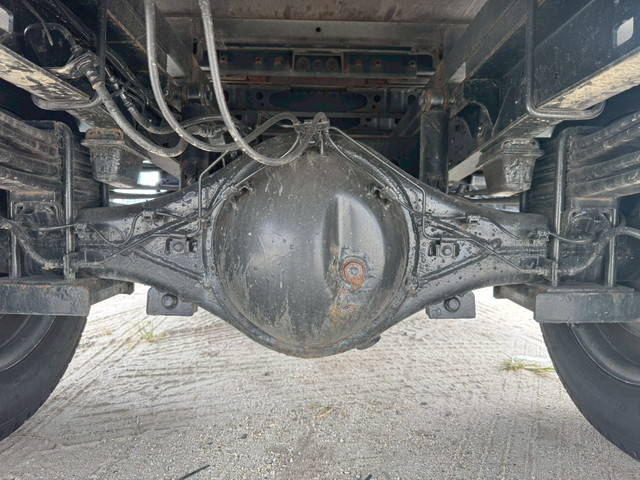 日野デュトロ幌ウイング小型（2t・3t）[写真26]