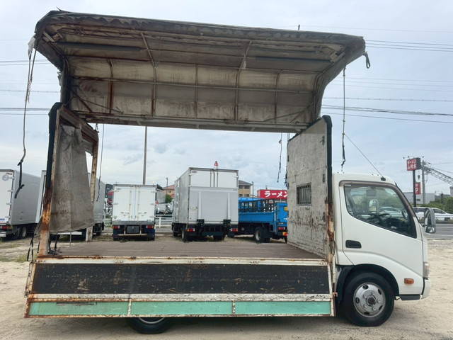 日野デュトロ幌ウイング小型（2t・3t）[写真08]
