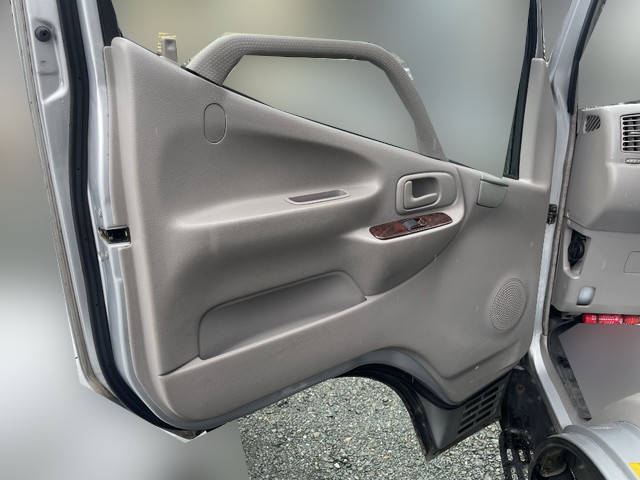 トヨタダイナ幌車小型（2t・3t）[写真19]