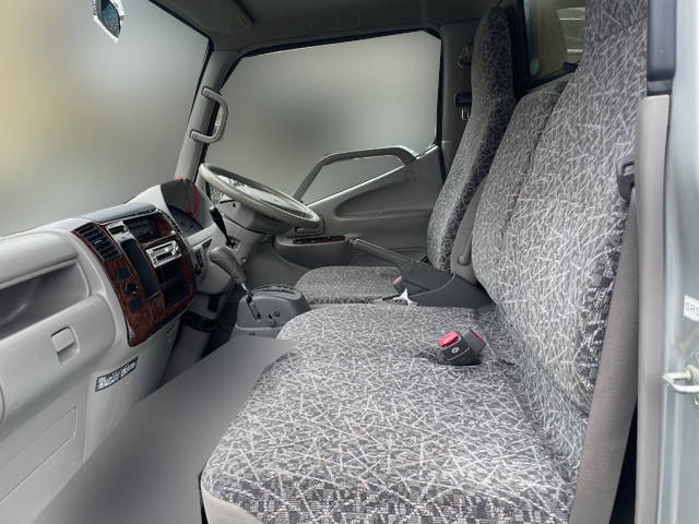 トヨタダイナ幌車小型（2t・3t）[写真21]