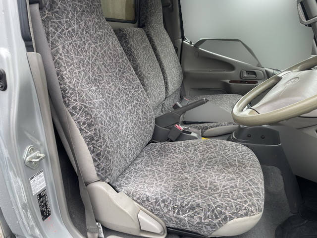 トヨタダイナ幌車小型（2t・3t）[写真22]