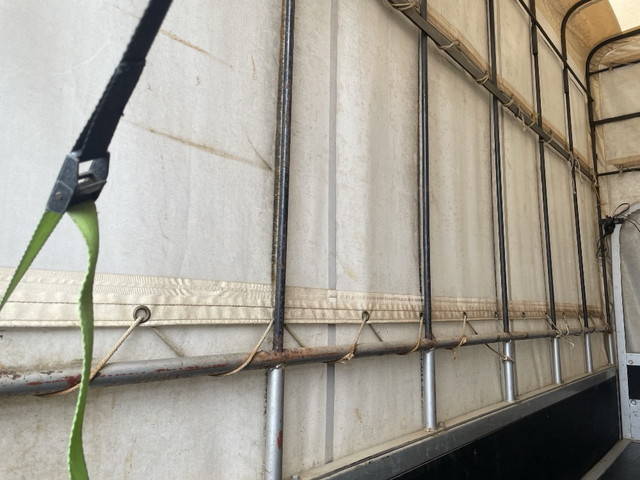 トヨタダイナ幌車小型（2t・3t）[写真07]