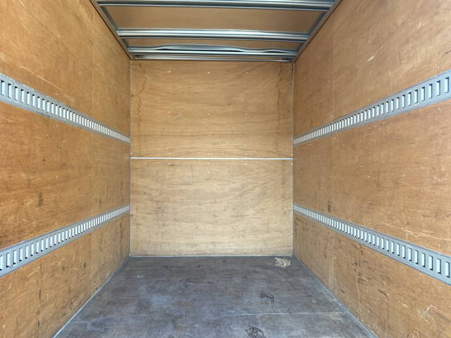 いすゞエルフパネルバン小型（2t・3t）[写真08]