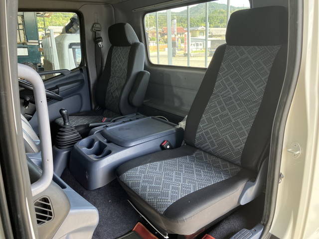 日野レンジャー平ボディ中型（4t）[写真27]