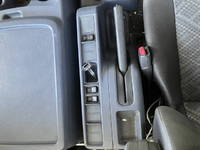 日野レンジャー平ボディ中型（4t）[写真37]