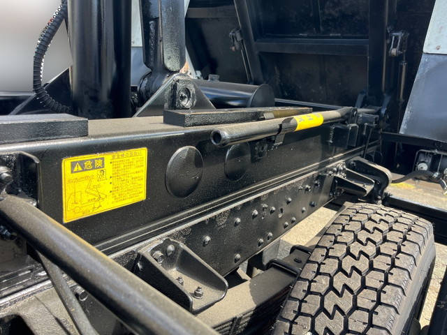 三菱ふそうキャンターダンプ・クレーン付小型（2t・3t）[写真28]