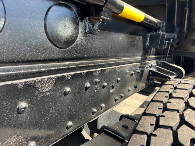 三菱ふそうキャンターダンプ・クレーン付小型（2t・3t）[写真29]