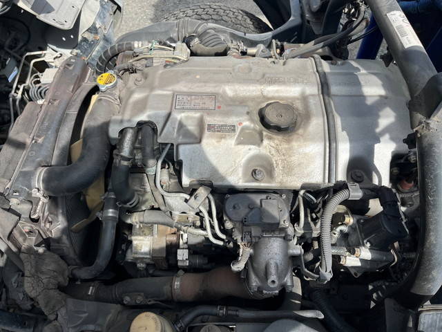 三菱ふそうキャンターダンプ・クレーン付小型（2t・3t）[写真32]