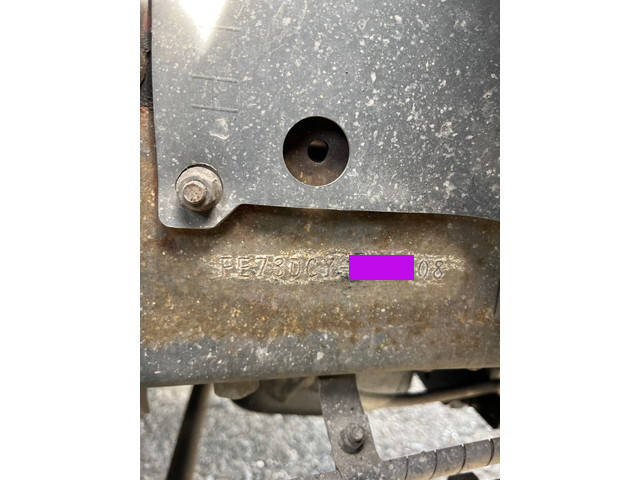 三菱ふそうキャンターダンプ・クレーン付小型（2t・3t）[写真39]