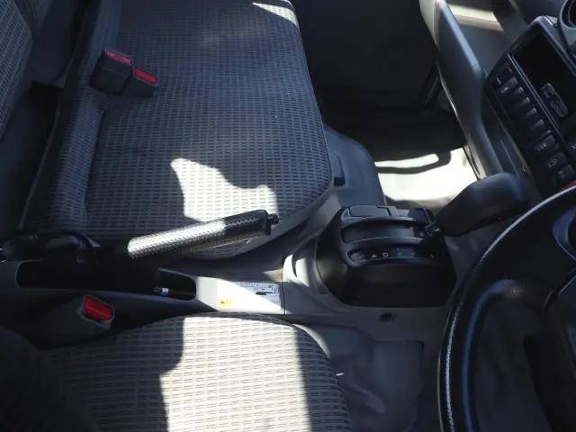 トヨタダイナ平ボディ小型（2t・3t）[写真20]