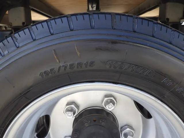 トヨタダイナ平ボディ小型（2t・3t）[写真27]