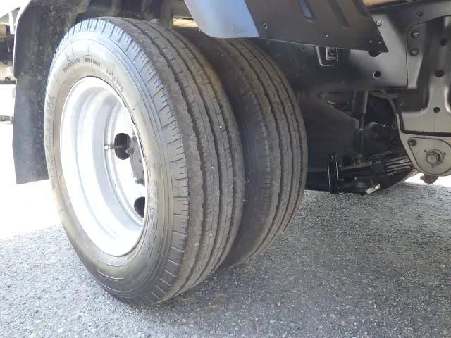 トヨタダイナ平ボディ小型（2t・3t）[写真28]