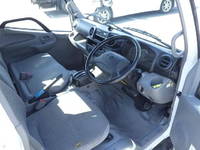 トヨタダイナ平ボディ小型（2t・3t）[写真10]