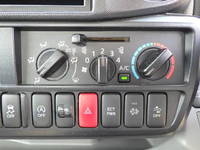 トヨタダイナ平ボディ小型（2t・3t）[写真13]