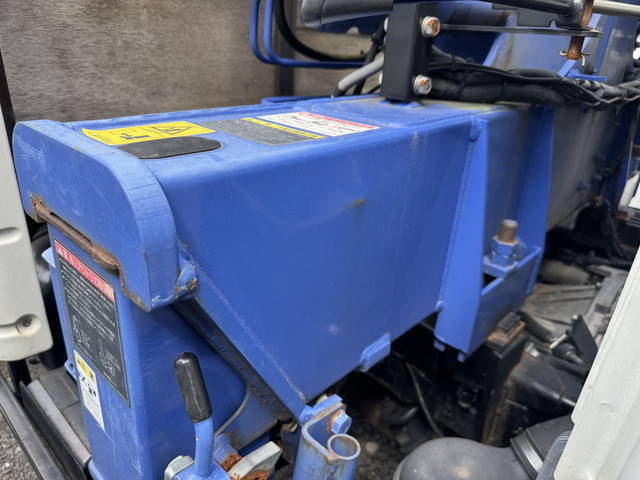 いすゞエルフクレーン3段小型（2t・3t）[写真14]