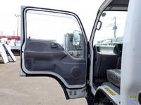 いすゞエルフクレーン3段小型（2t・3t）[写真30]