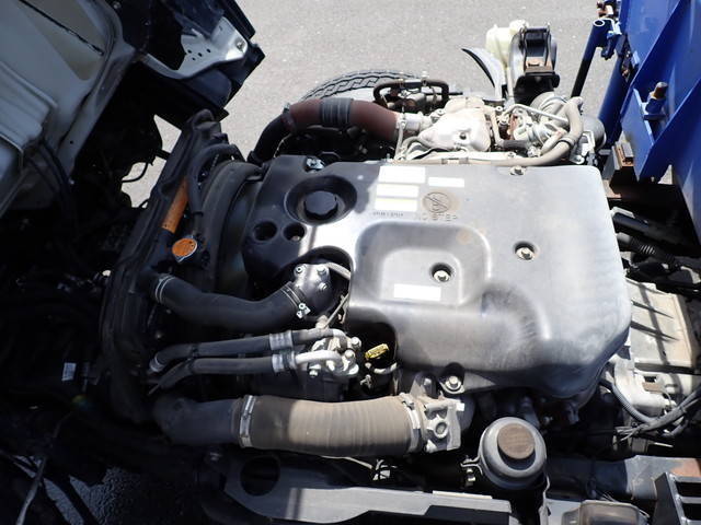 いすゞエルフクレーン3段小型（2t・3t）[写真33]