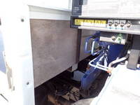 いすゞエルフクレーン3段小型（2t・3t）[写真36]