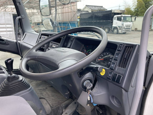 いすゞフォワードミキサー車（コンクリートミキサー）増トン（6t・8t）[写真32]