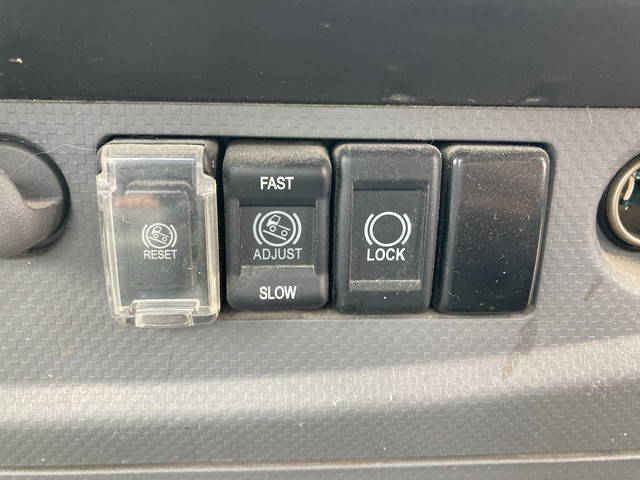 いすゞフォワードミキサー車（コンクリートミキサー）増トン（6t・8t）[写真38]