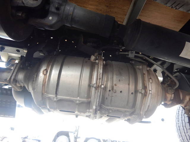 いすゞエルフアルミバン小型（2t・3t）[写真12]