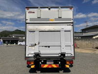 いすゞフォワードパネルバン中型（4t）[写真11]