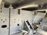 いすゞフォワードパネルバン中型（4t）[写真27]