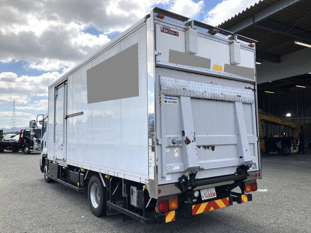 いすゞフォワードパネルバン中型（4t）[写真04]