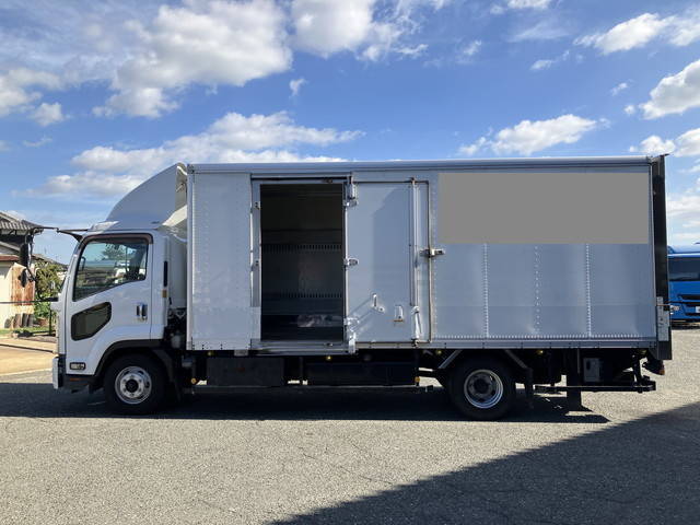 いすゞフォワードパネルバン中型（4t）[写真06]