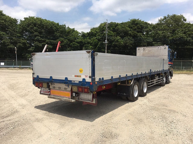 いすゞギガアルミブロック大型（10t）[写真02]