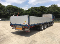 いすゞギガアルミブロック大型（10t）[写真02]