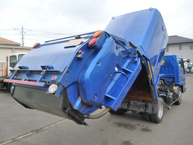 日産アトラスパッカー車（塵芥車）小型（2t・3t）[写真02]