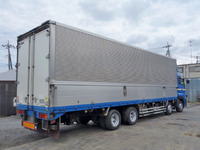 UDトラックスクオンアルミウイング大型（10t）[写真02]