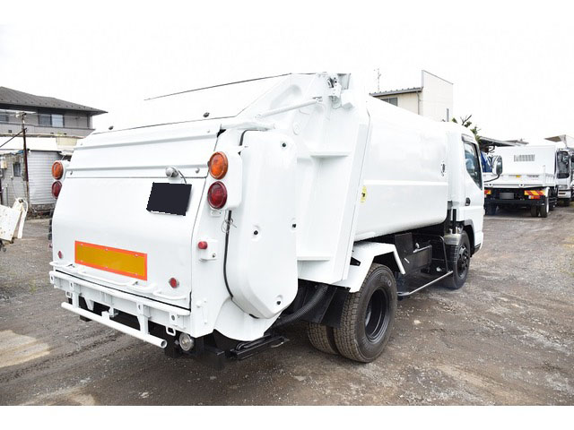 三菱ふそうキャンターパッカー車（塵芥車）小型（2t・3t）[写真02]