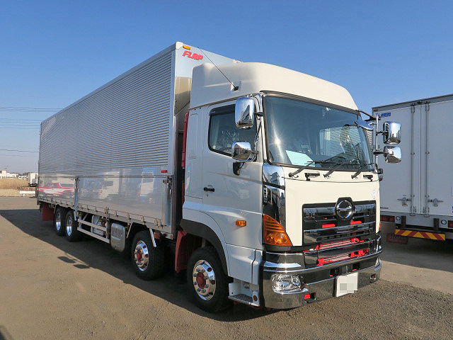 日野プロフィアアルミウイング大型（10t）[写真02]