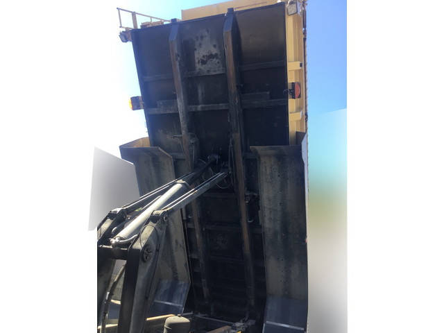 日野プロフィアダンプ大型（10t）[写真12]