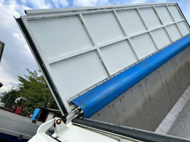 三菱ふそうファイター深ダンプ（土砂禁ダンプ）増トン（6t・8t）[写真16]