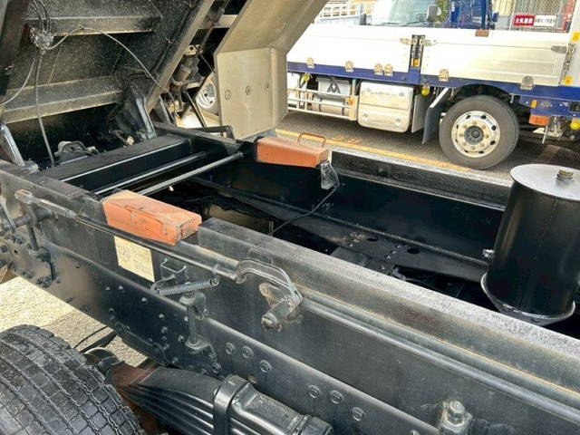 三菱ふそうファイター深ダンプ（土砂禁ダンプ）増トン（6t・8t）[写真21]