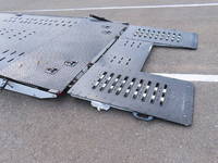 いすゞフォワードキャリアカー中型（4t）[写真07]