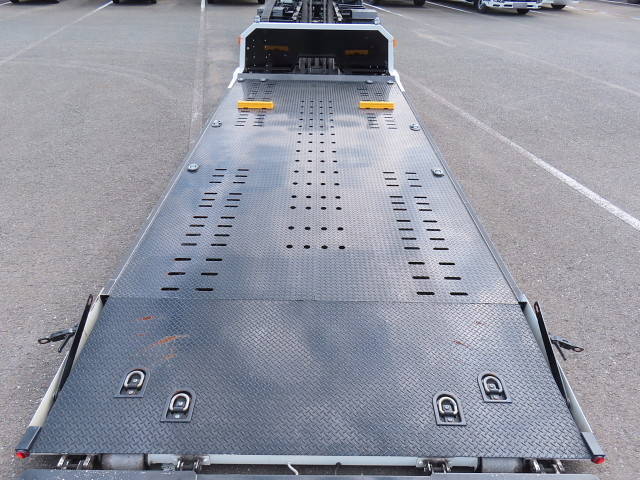 いすゞフォワードキャリアカー中型（4t）[写真07]